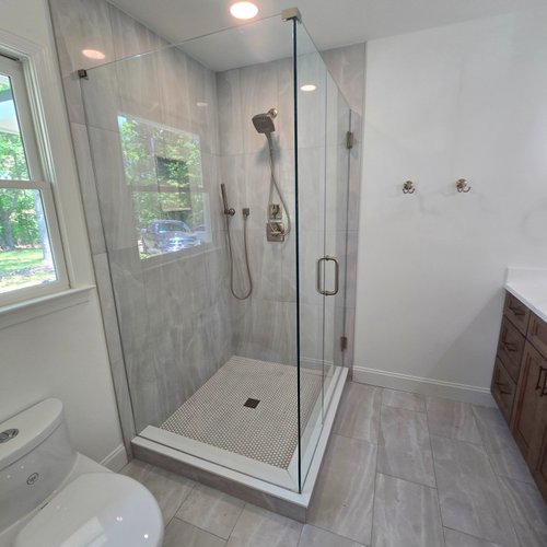 Grey stone tile in a modern bathroom
