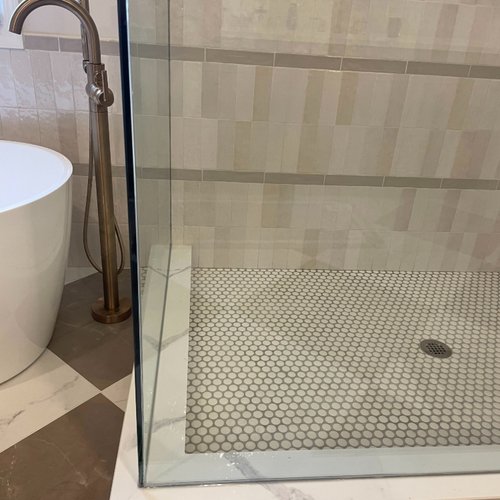 Honeycomb tile pattern on a shower floor