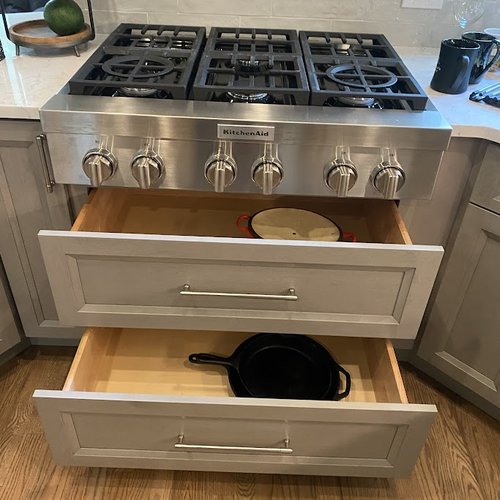 Drawers under a Kitchenaid stovetop