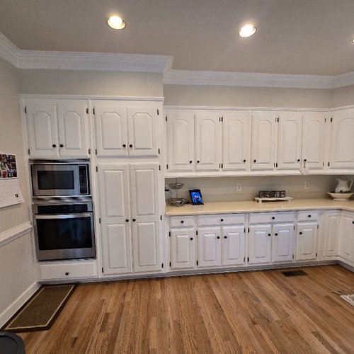 White cabinets in a Alpharetta, GA kitchen