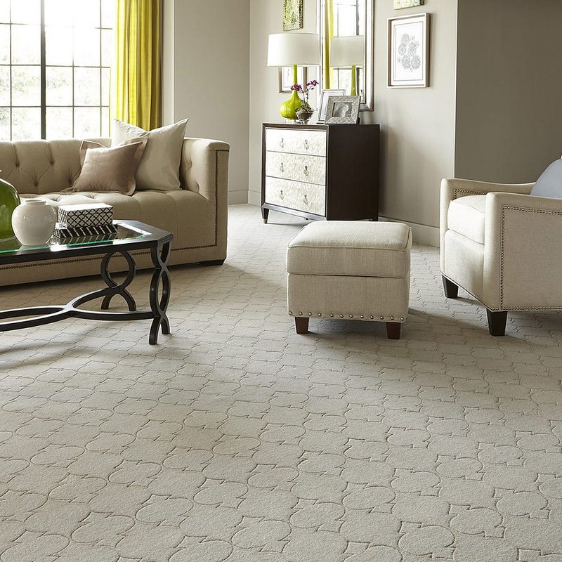Wall to Wall carpet in a traditional style living room