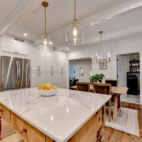 Farmhouse kitchen in a modern Alpharetta home