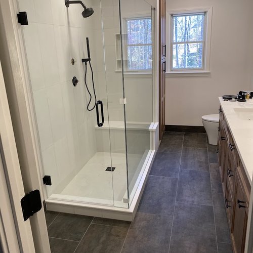New shower installed in Alpharetta, GA by Bridgeport Carpets & Flooring