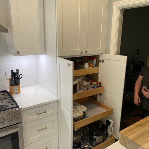 Custom kitchen drawers by Bridgeport Carpet