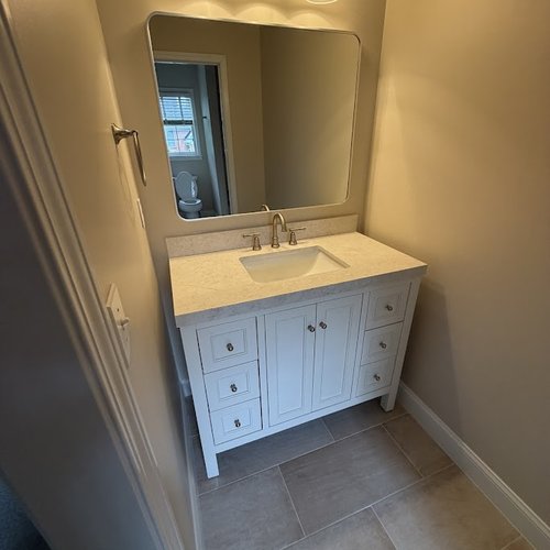 New bathroom counter and sink