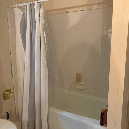 Before shower renovation from Bridgeport Carpets