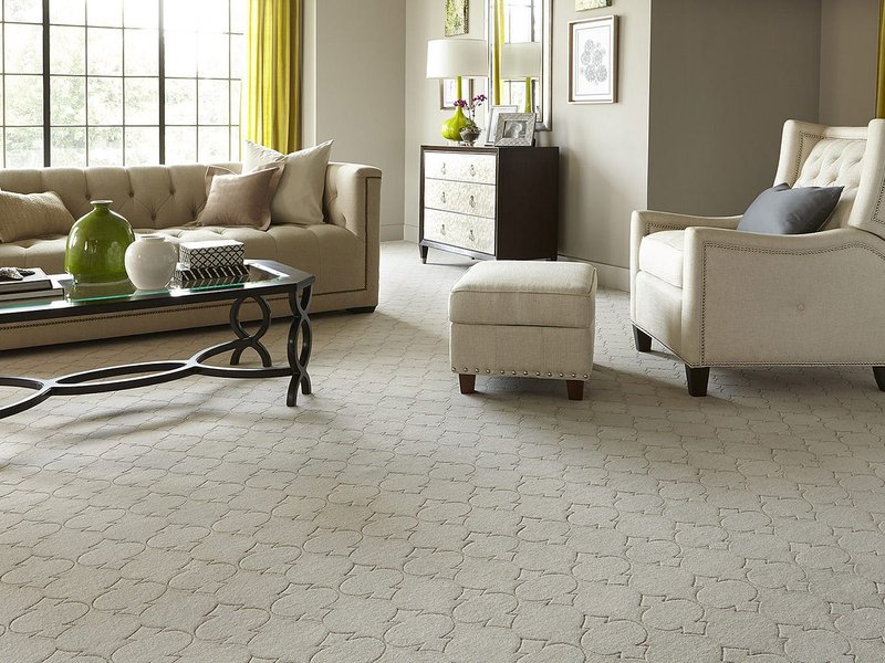 Wall to Wall carpet in a traditional style living room